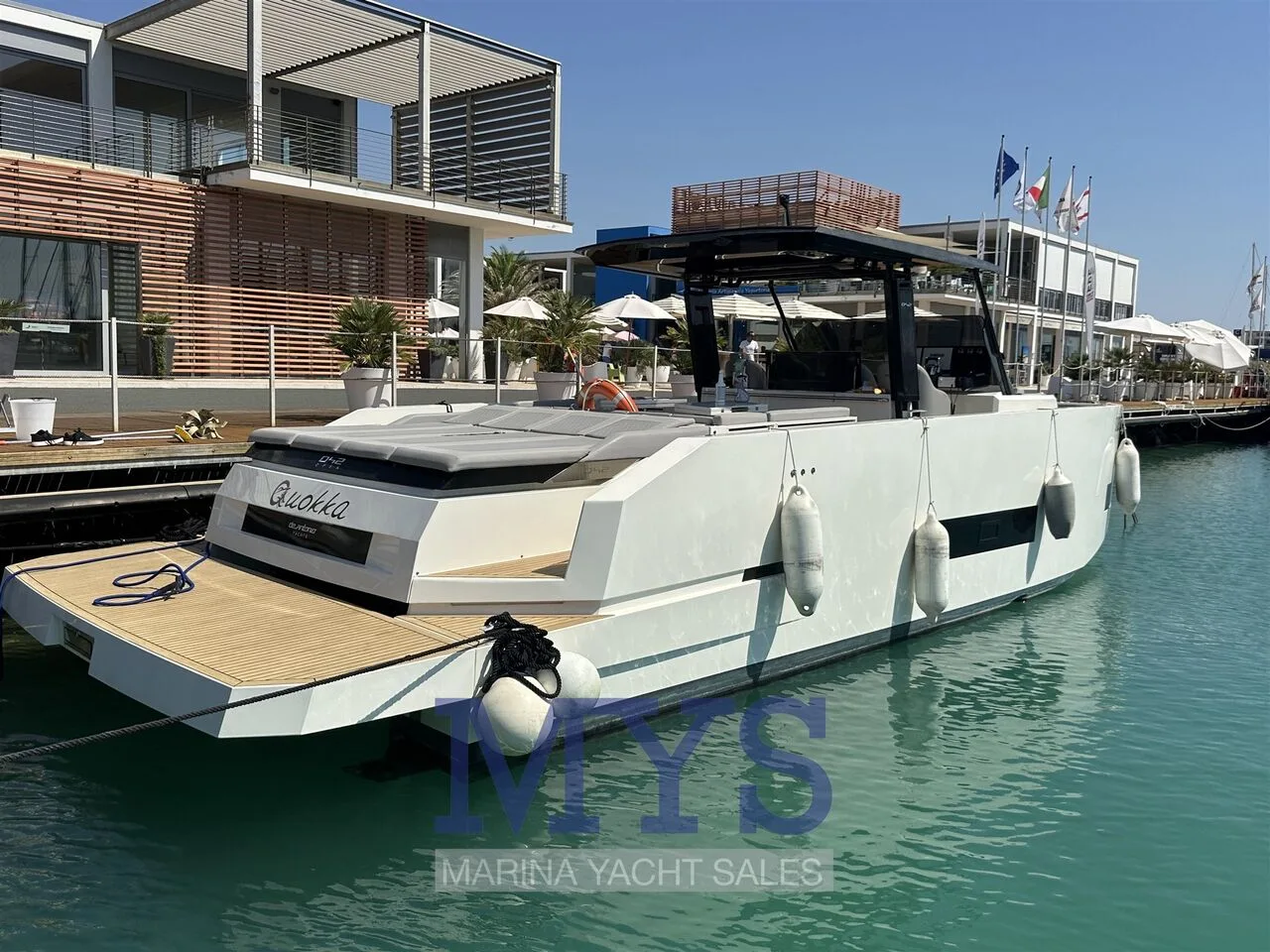 De Antonio Yachts D42 Open used - photo 1