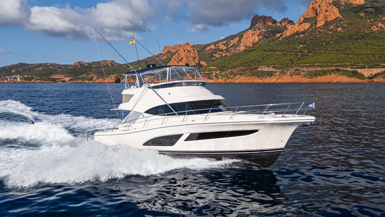 Riviera 46 Sport Motor Yacht
