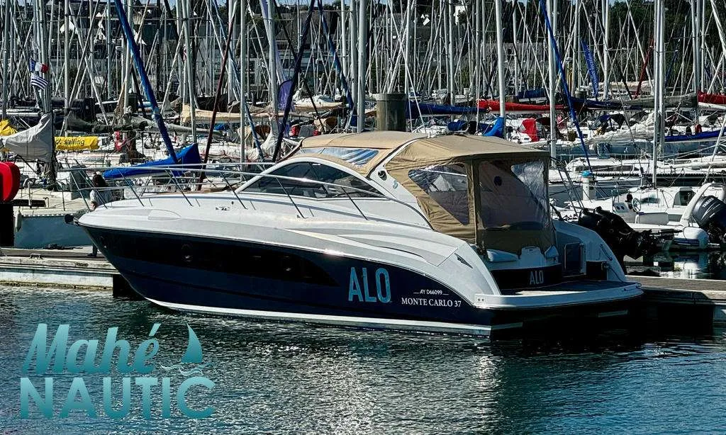 Beneteau MONTE CARLO 37 HARD TOP usato - foto 1