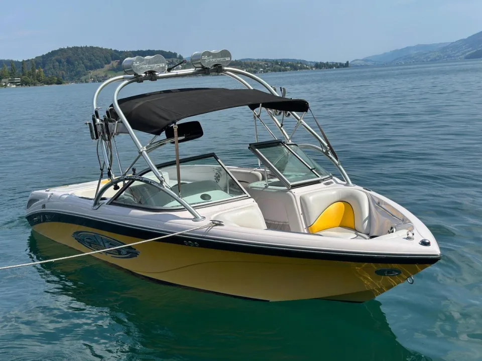 Correct Craft Super Air Nautique 210 usato - foto 1