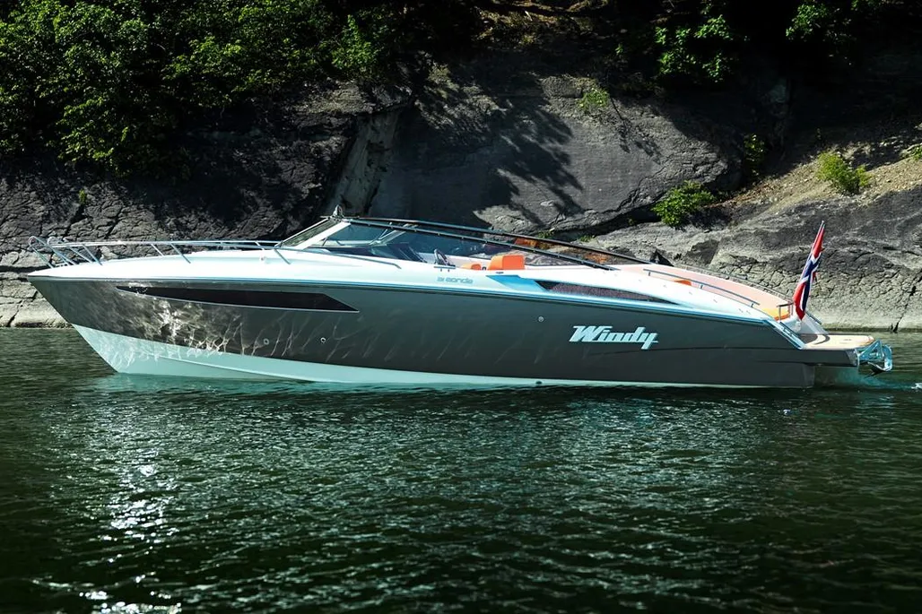 Windy 32 Grand Zonda gebraucht - Foto 1