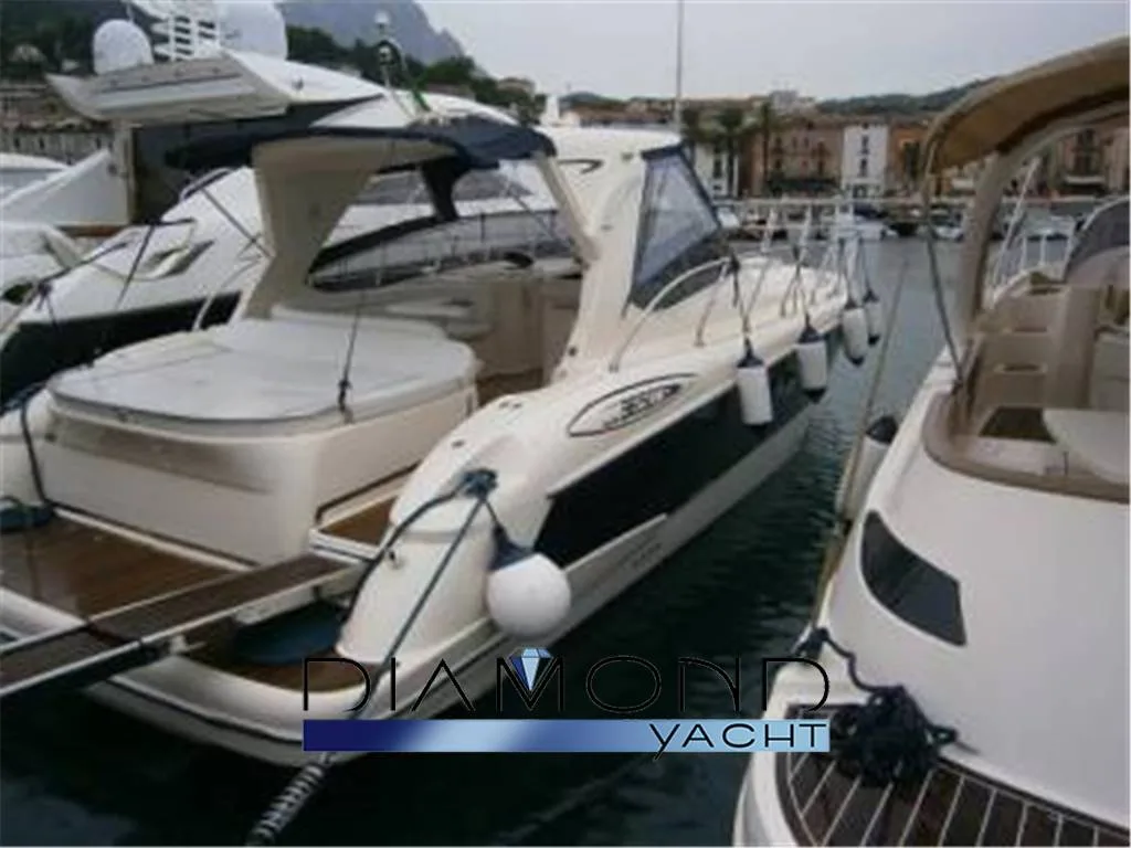 Mano Marine 38.50 HT usato - foto 1