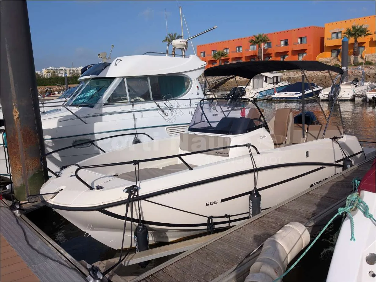 Quicksilver ACTIV 605 OPEN used - photo 1