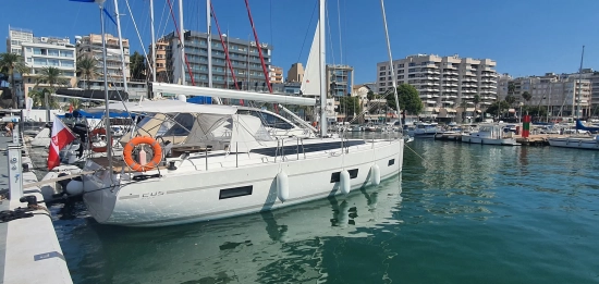 Bavaria Yachts C45 Style 4 Cabin used - photo 1