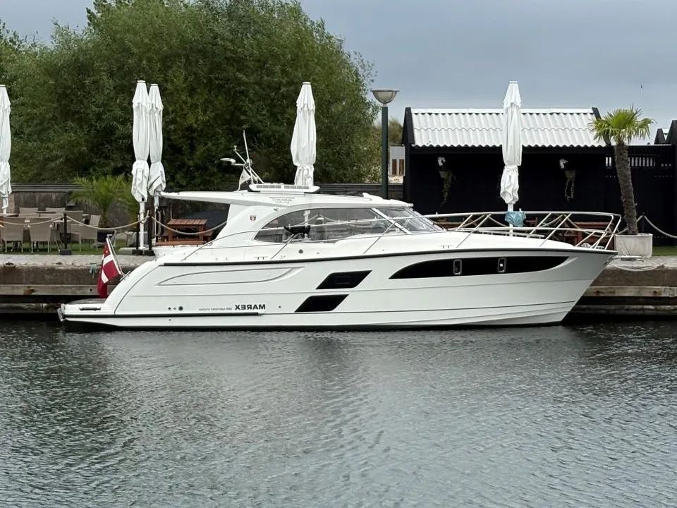 Marex 360 Cabriolet Cruiser d'occasion - photo 1