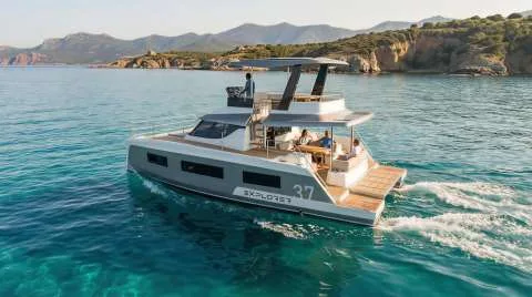 Aventura 37 Explorer Fly-Bridge usato - foto 1