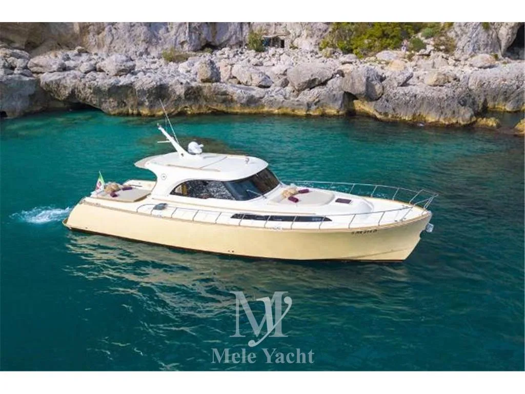 Mochi Craft 51 Dolphin used - photo 1