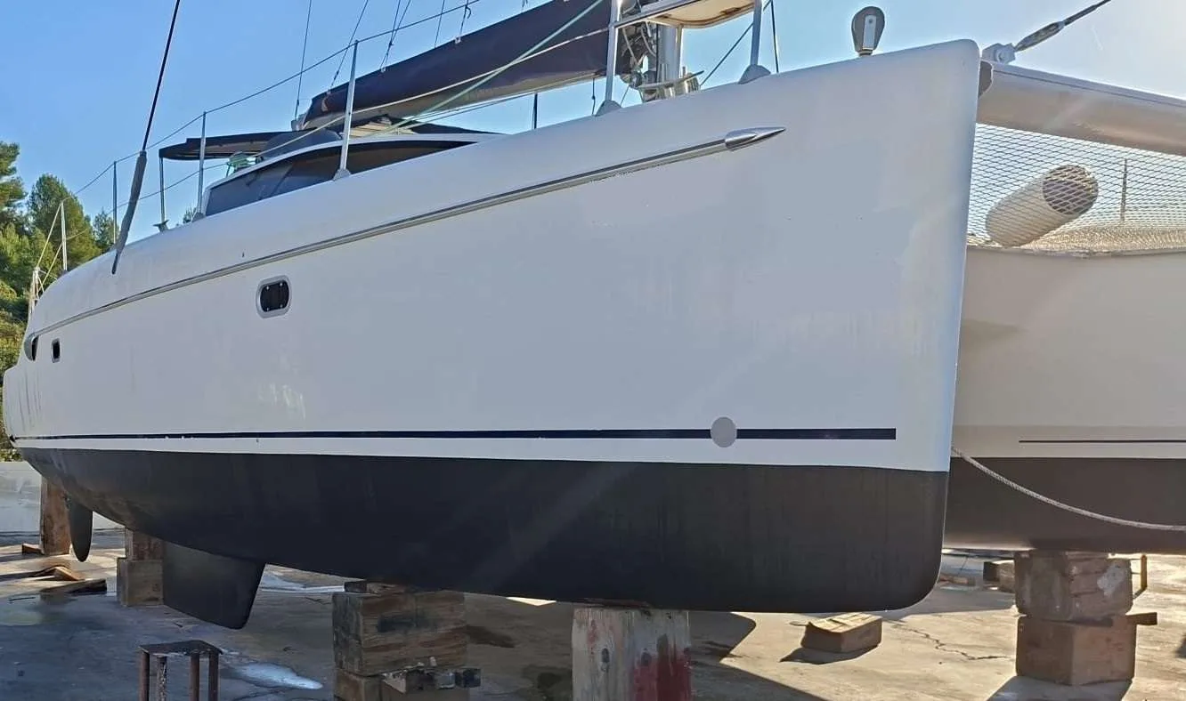 Fountaine Pajot LAVEZZI 40 used - photo 1