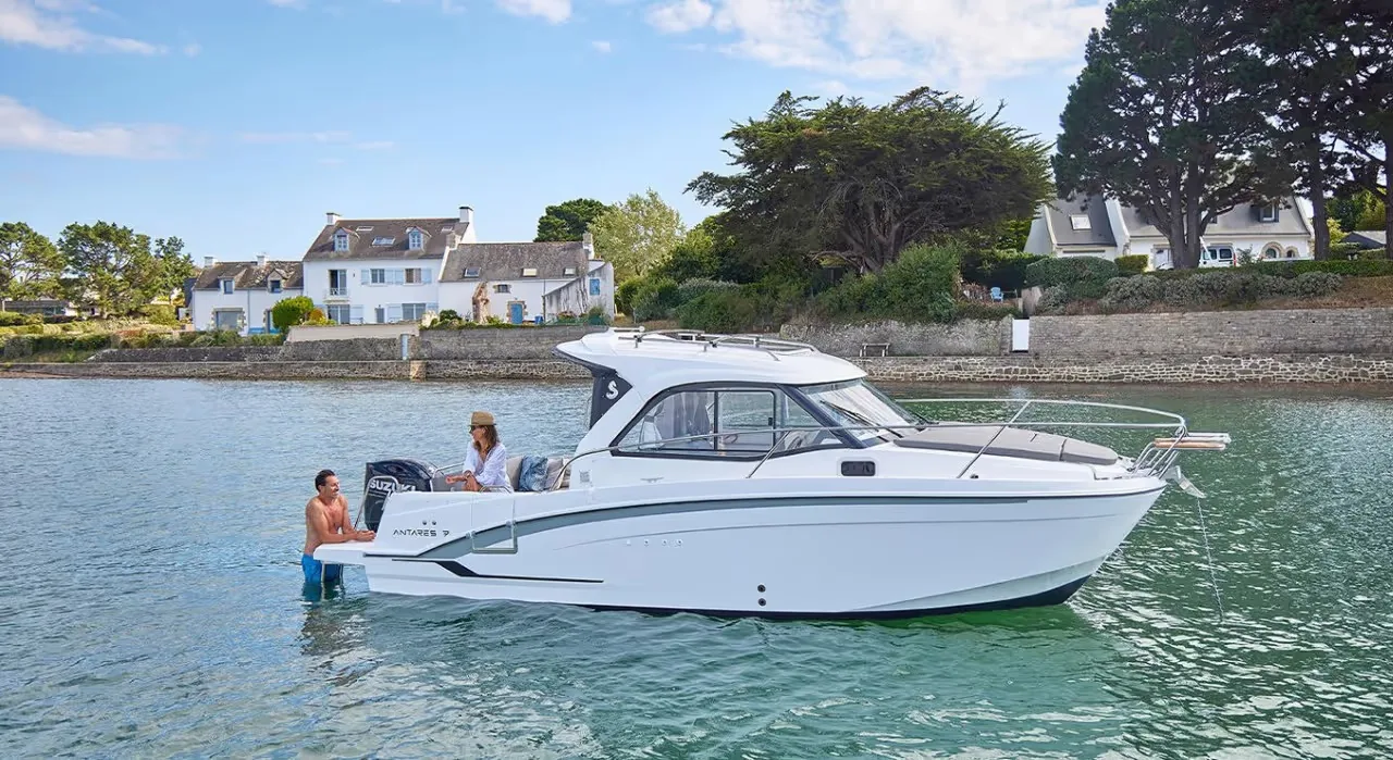 Beneteau ANTARES 7 OB usato - foto 1