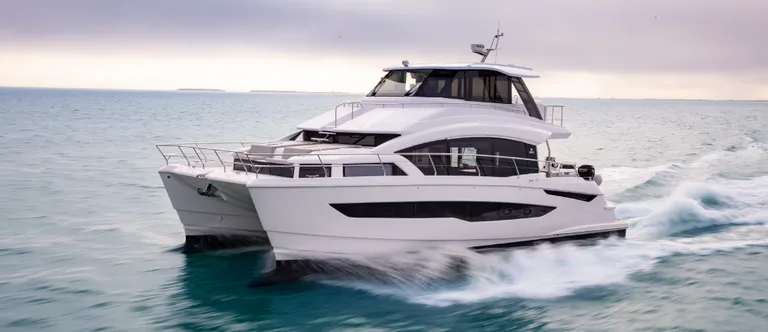 Aquila 54 Yacht
