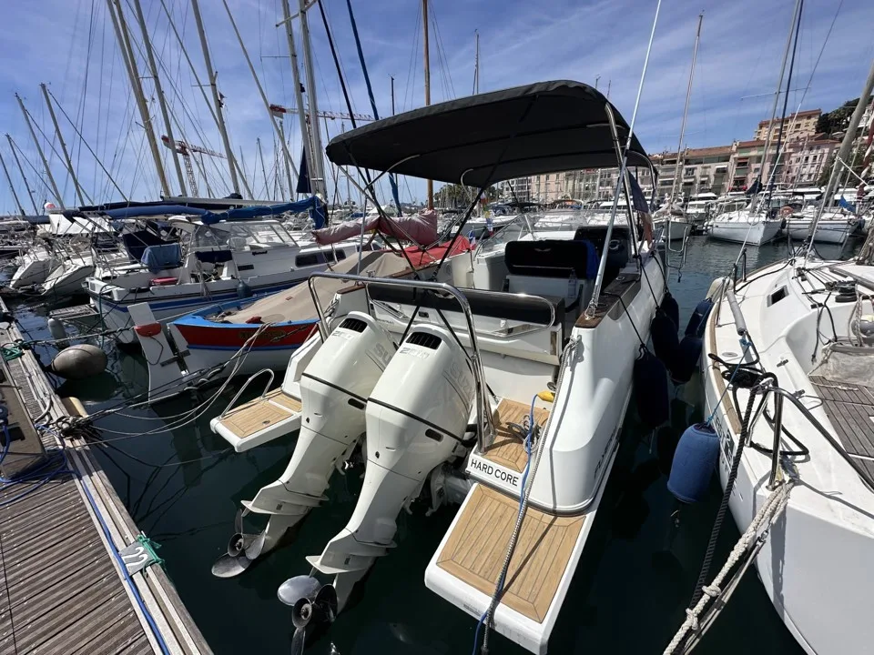 Beneteau FLYER 8.8 SUNDECK usato - foto 1