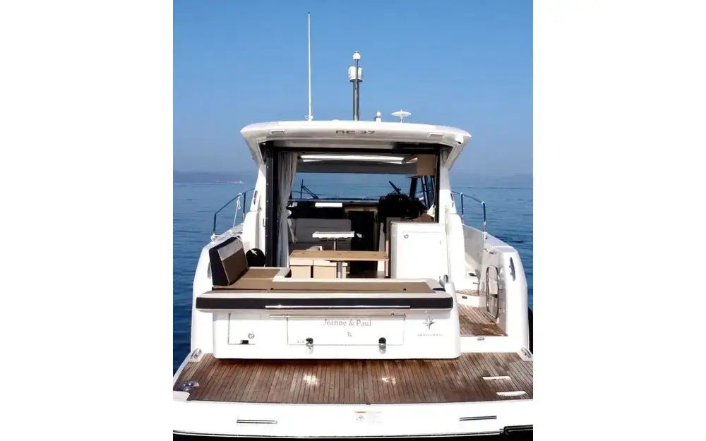 Jeanneau NC 37 used - photo 1