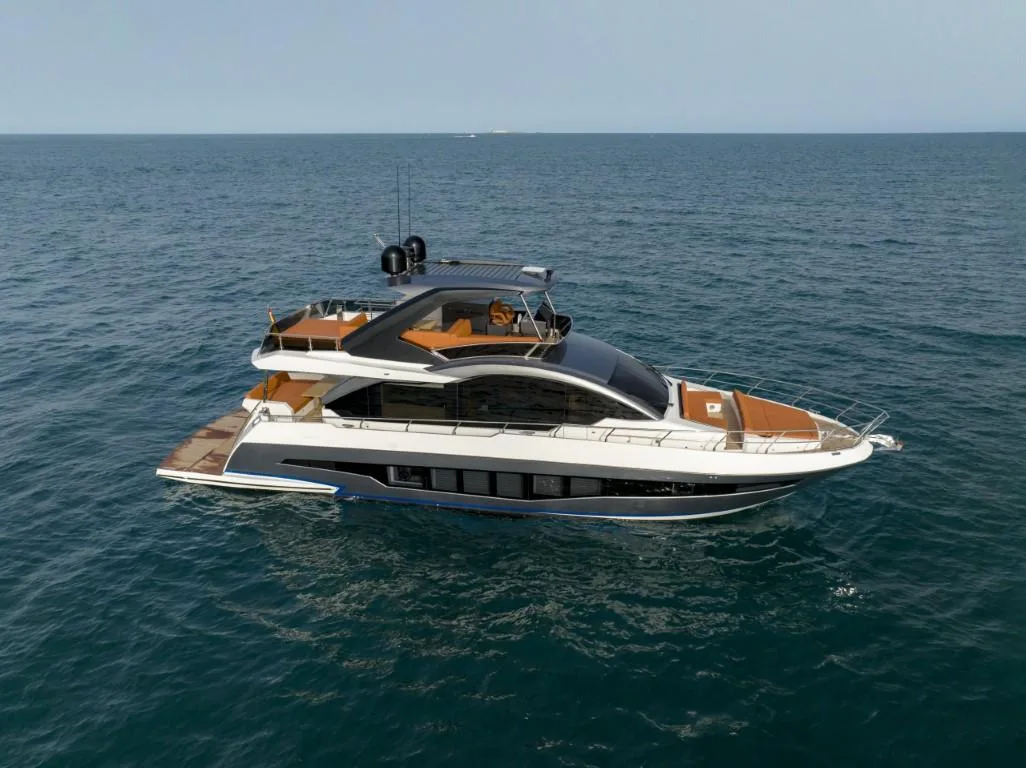 Astondoa 66 flybridge gebraucht - Foto 1