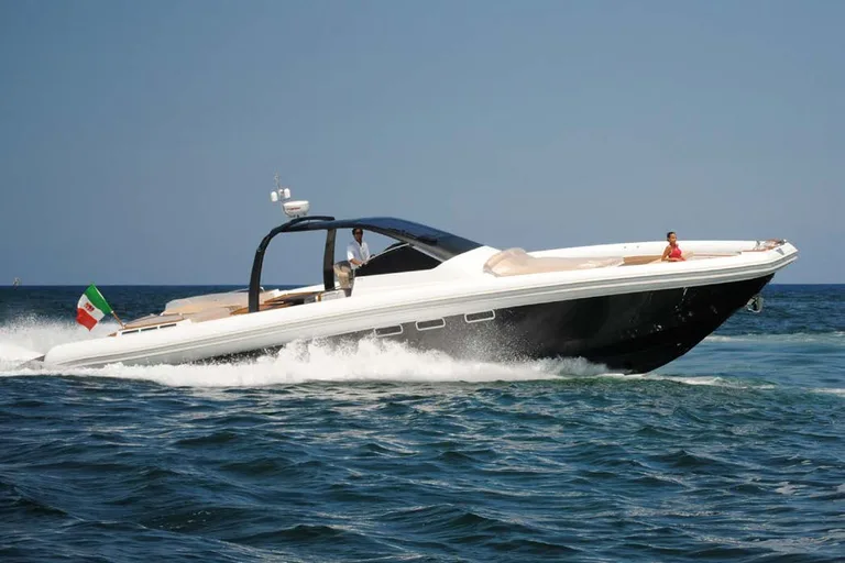 Magazzù MX-18 Coupe