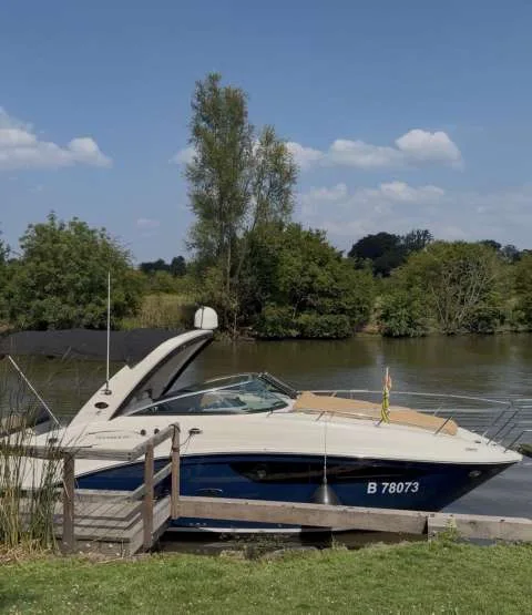 Sea Ray Sundancer 265 d'occasion - photo 1
