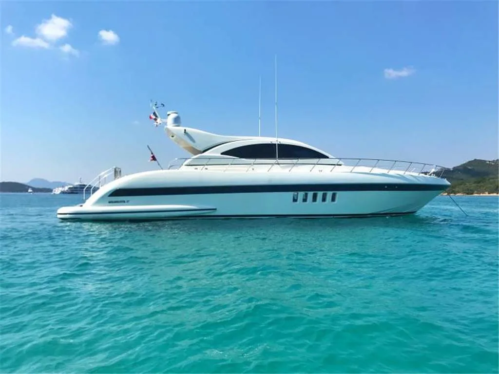 MANGUSTA 72 usato - foto 1