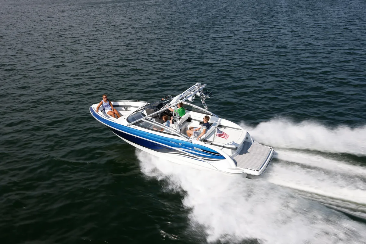 Formula Boats 240 Bowrider