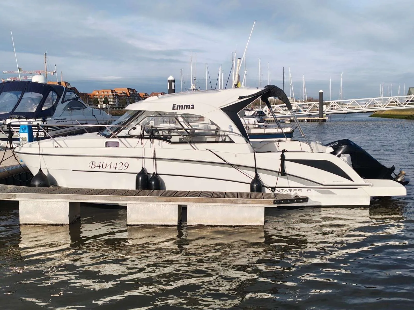 Beneteau ANTARES 8 OB usato - foto 1