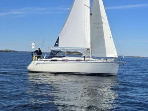 Bavaria Yachts 30 Cruiser used - photo 1