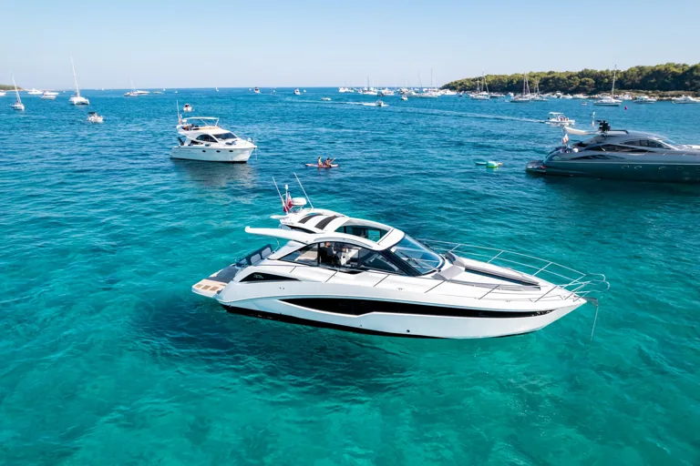 Galeon 405 HTS