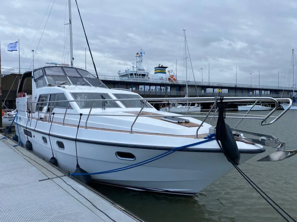 Neptunus 129 Express d'occasion - photo 1