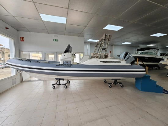 Joker Boat CLUBMAN 22 PLUS usato - foto 1 Joker Boat CLUBMAN 22 PLUS usato - foto 1