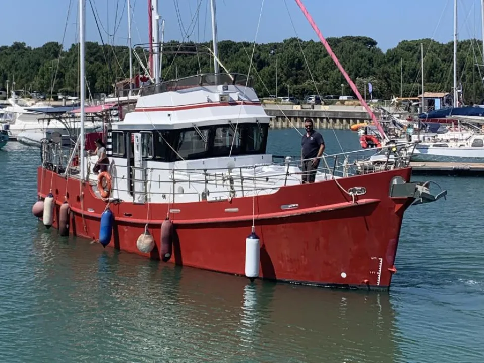 Seahorse Marine Diesel Duck 46+2 used - photo 1