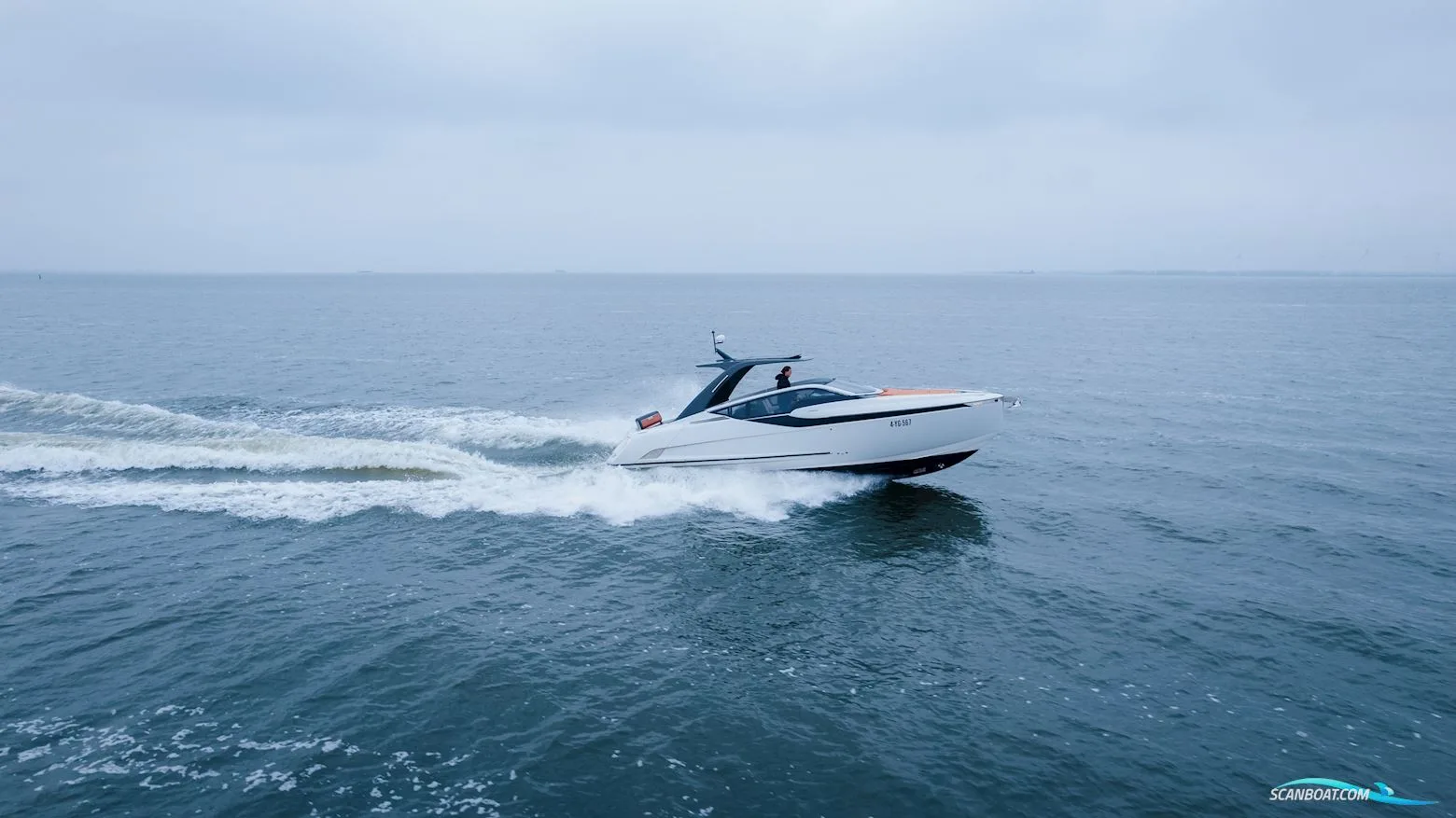 Fairline F Line 33 used - photo 1