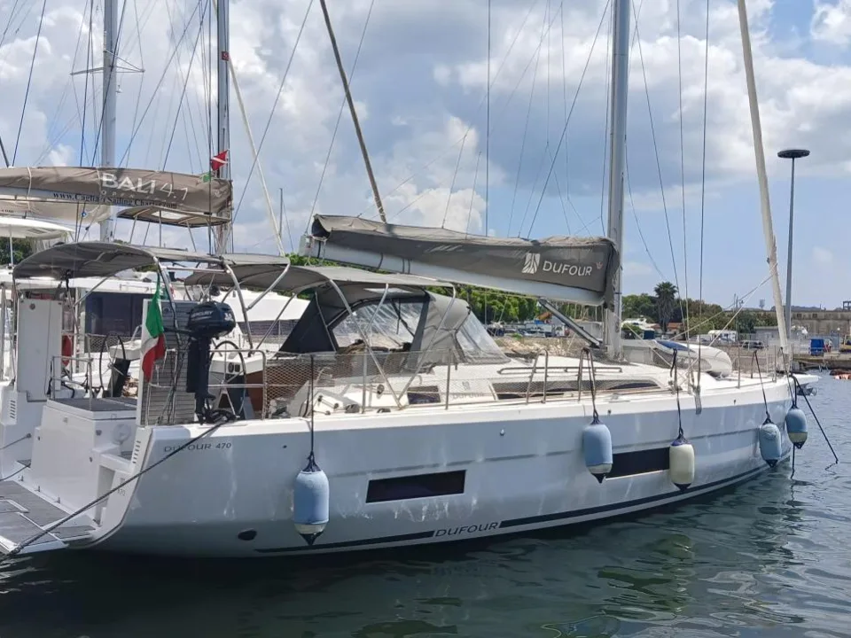 Dufour 470 used - photo 1