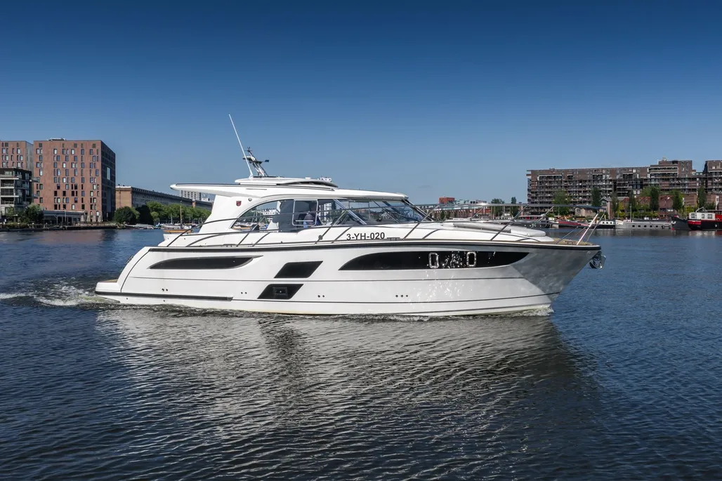 Marex 360 Cabriolet Cruiser d'occasion - photo 1