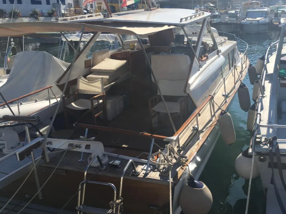 Chris-Craft cavalier 30 used - photo 1