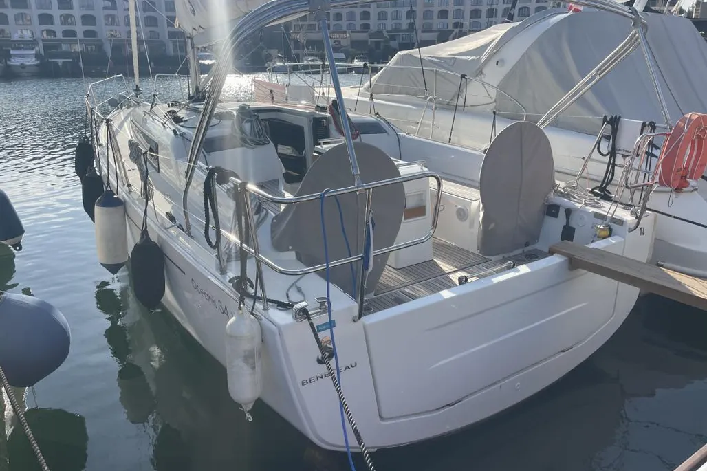 Beneteau Oceanis 34.1 usato - foto 1