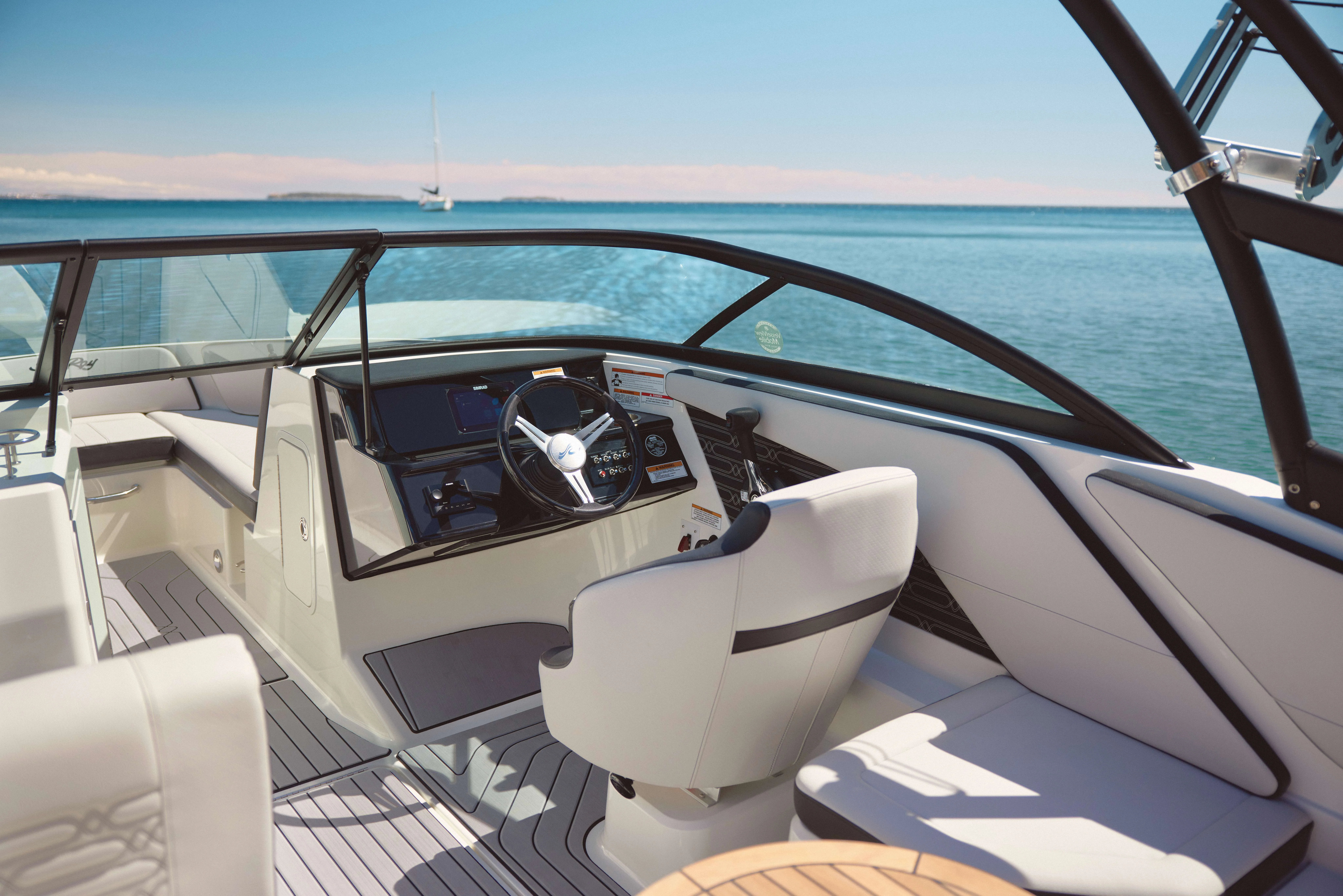 Sea Ray 210 SPX gebraucht - Foto 1