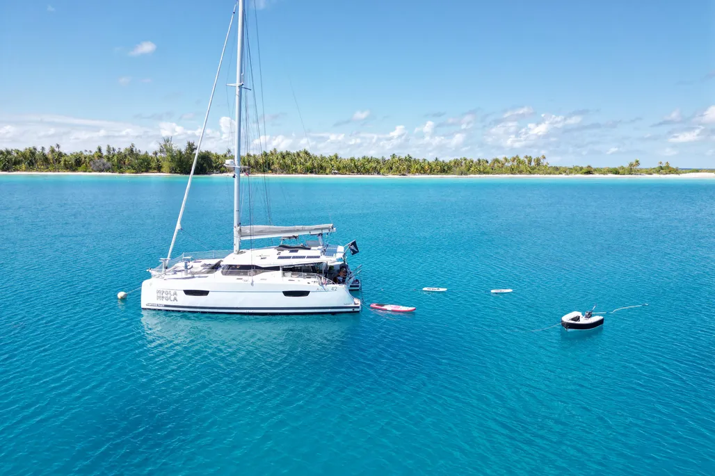 Fountaine Pajot Astrea 42 used - photo 1