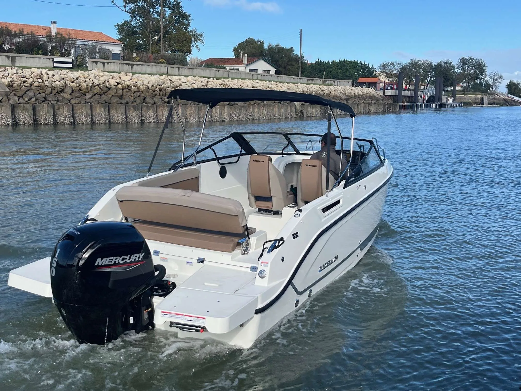 Quicksilver ACTIV 675 BOWRIDER gebraucht - Foto 1