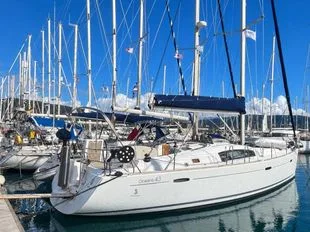 Beneteau Oceanis 43 used - photo 1