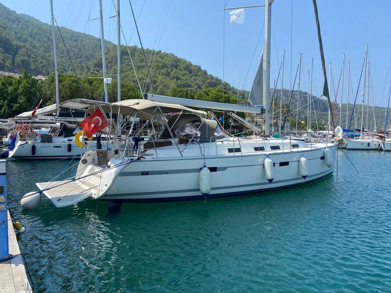 Bavaria Yachts Cruiser 45 used - photo 1 Bavaria Yachts Cruiser 45 used - photo 1