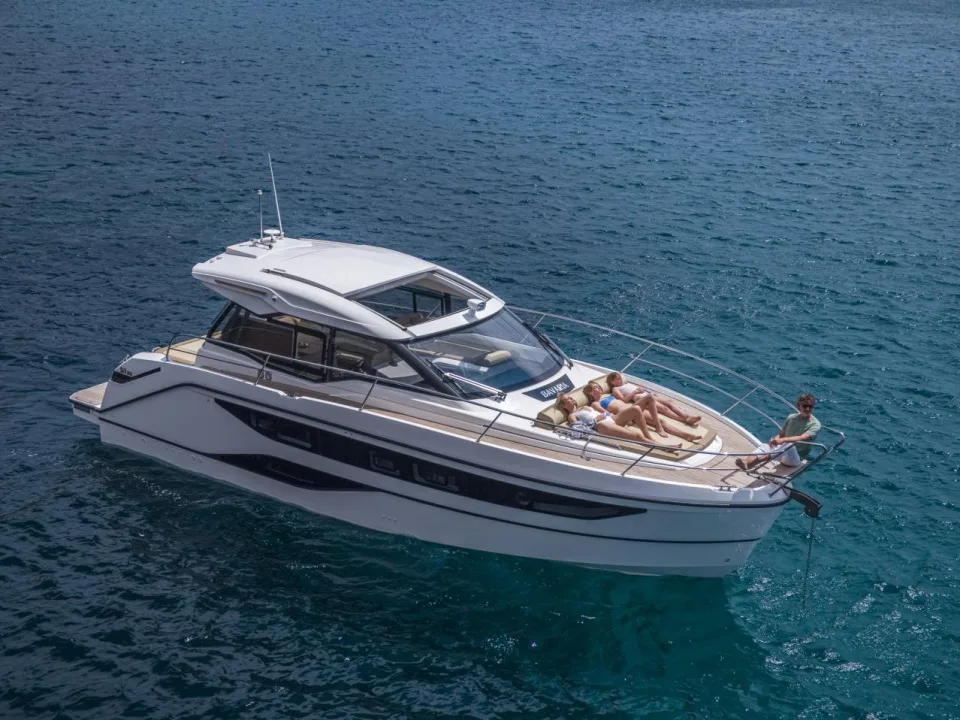 Bavaria Yachts SR38 HT used - photo 1