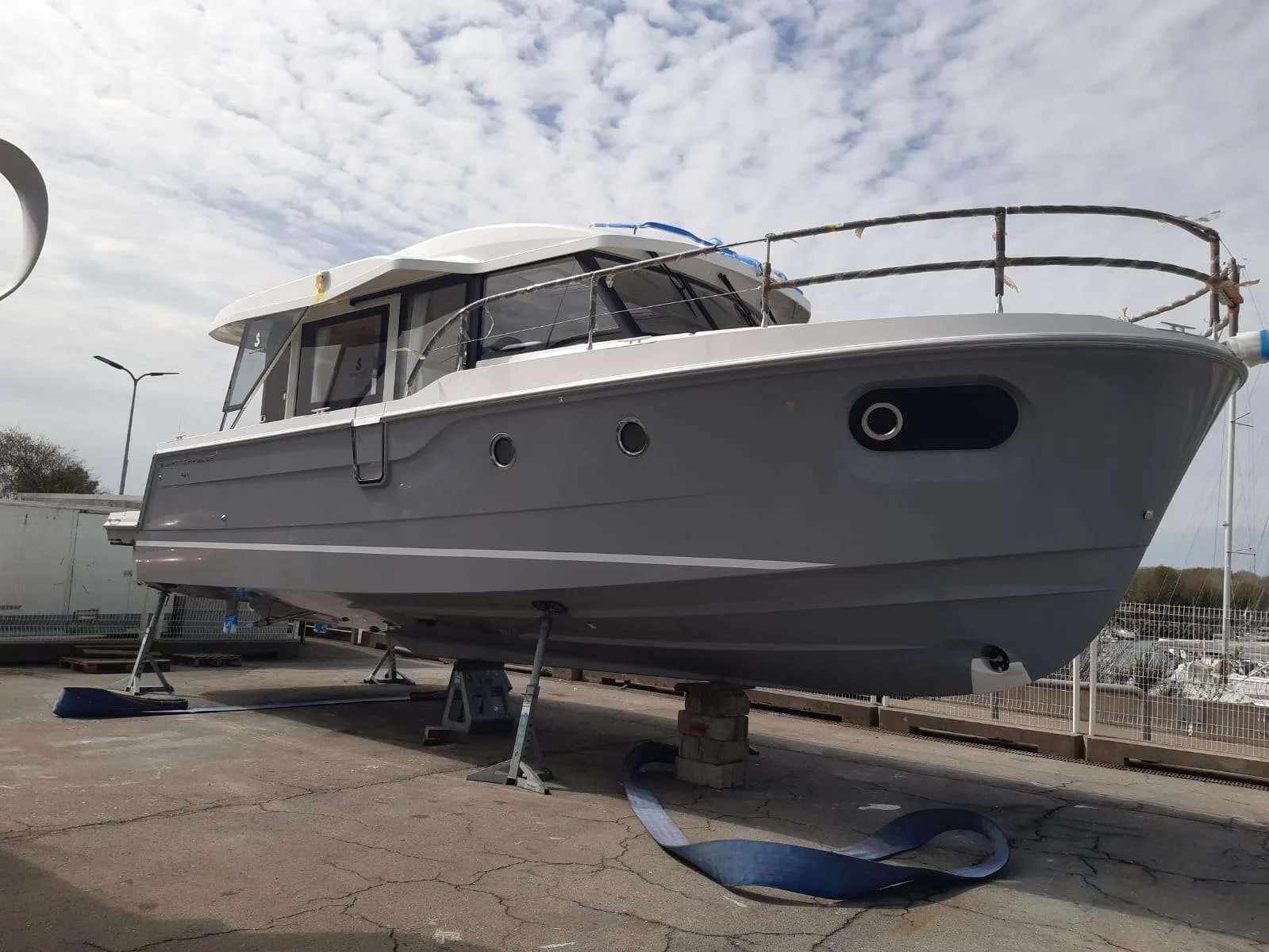 Beneteau SWIFT TRAWLER 41 SEDAN d'occasion - photo 1