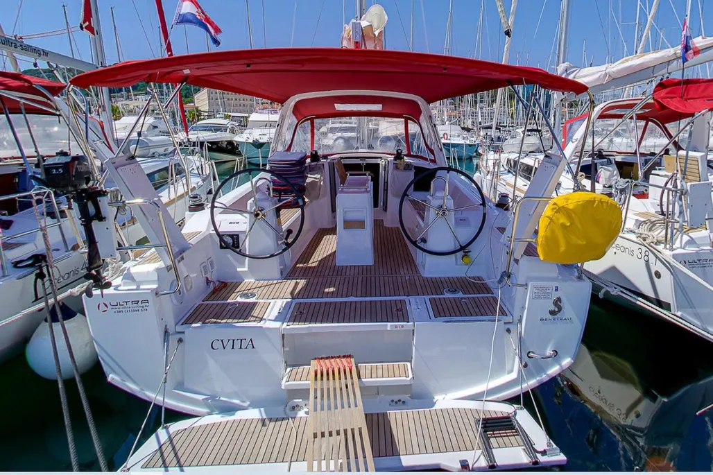 Beneteau Oceanis 38.1 usato - foto 1
