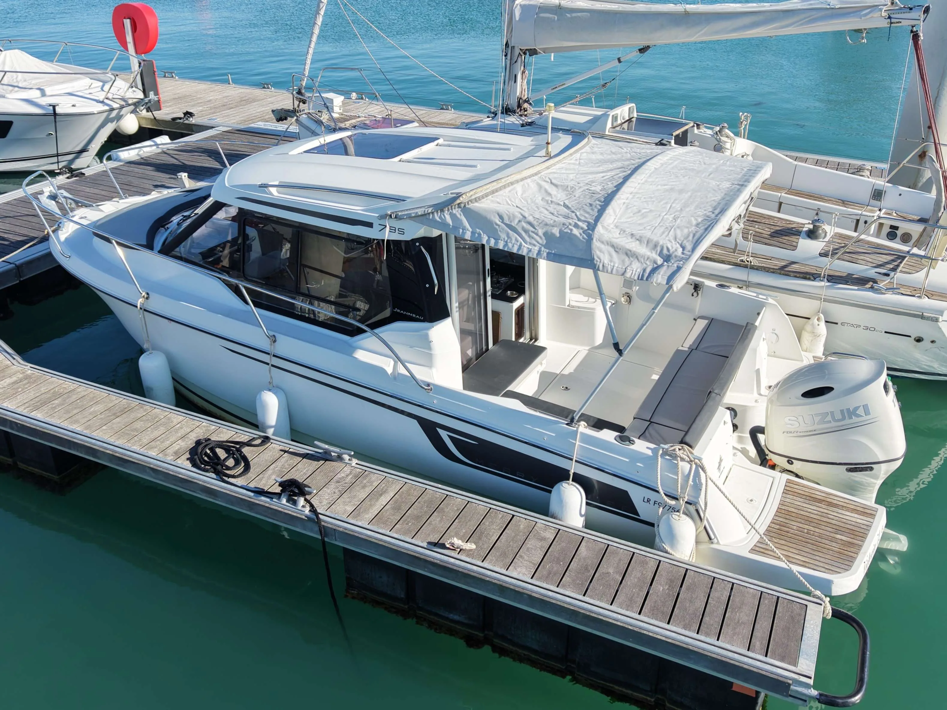 Jeanneau MERRY FISHER 795 used - photo 1