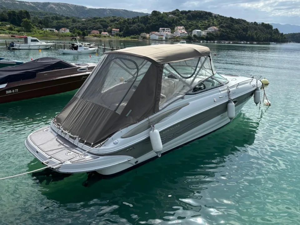 Crownline 275ccr used - photo 1