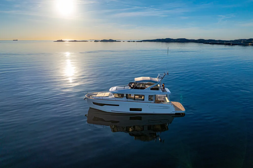 Nimbus 495 Flybridge used - photo 1