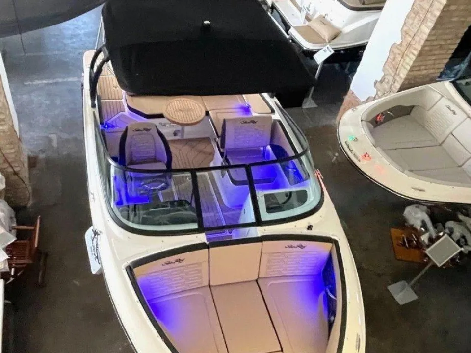 Sea Ray 210 SPXE gebraucht - Foto 1