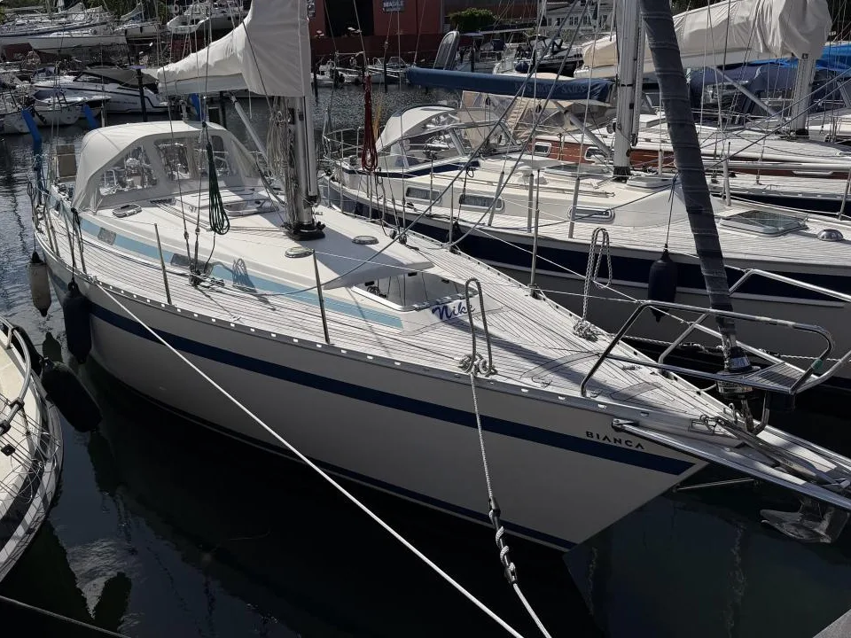 Bianca Yachts 107 used - photo 1