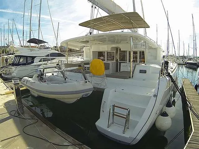 Lagoon 450 F gebraucht - Foto 1