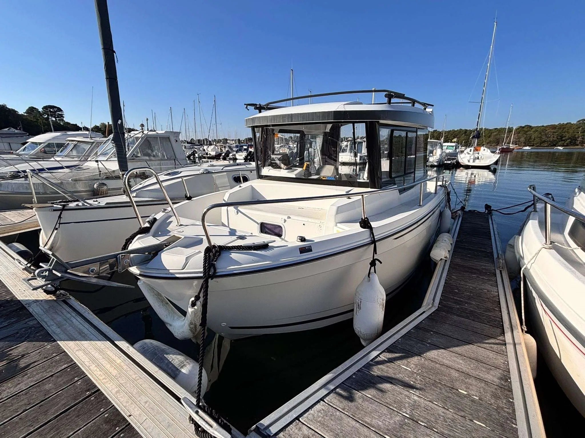 Jeanneau MERRY FISHER 695 MARLIN used - photo 1