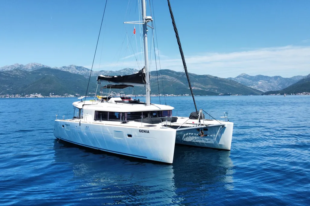 Lagoon 450 F gebraucht - Foto 1