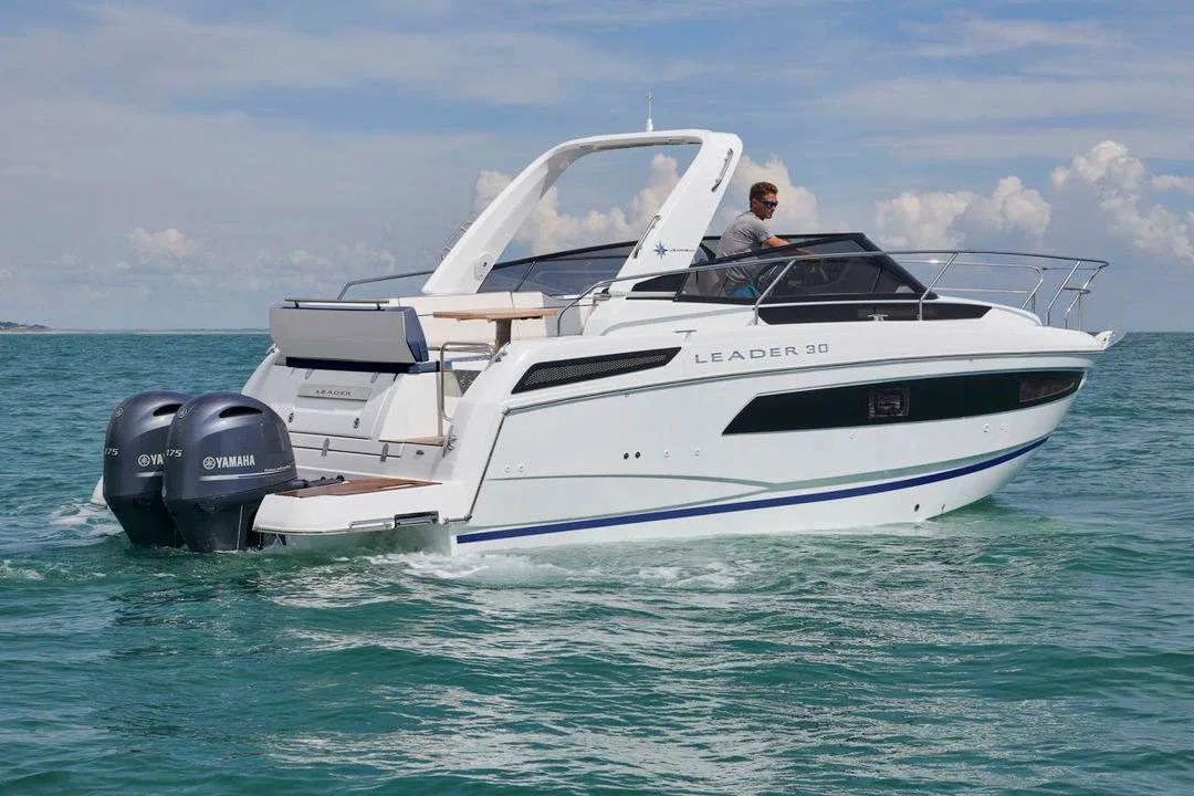 Jeanneau LEADER 30 used - photo 1