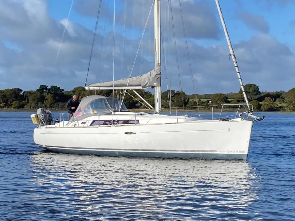 Beneteau Oceanis 37 usato - foto 1